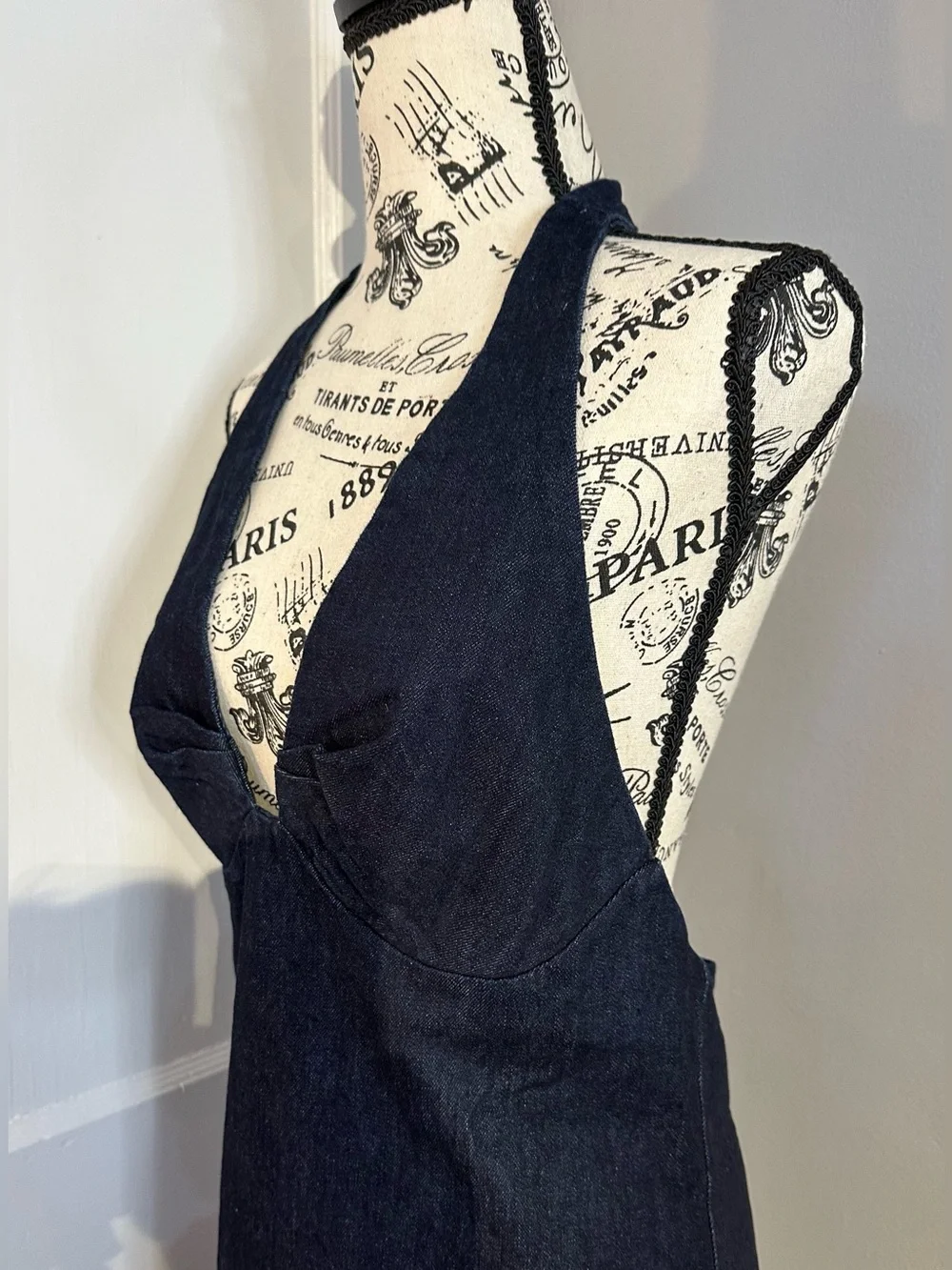 NWT FREE PEOPLE Trevi Denim Deep Plunge Halter Mini Dress Rinse Blue Size M - Picture 6 of 16